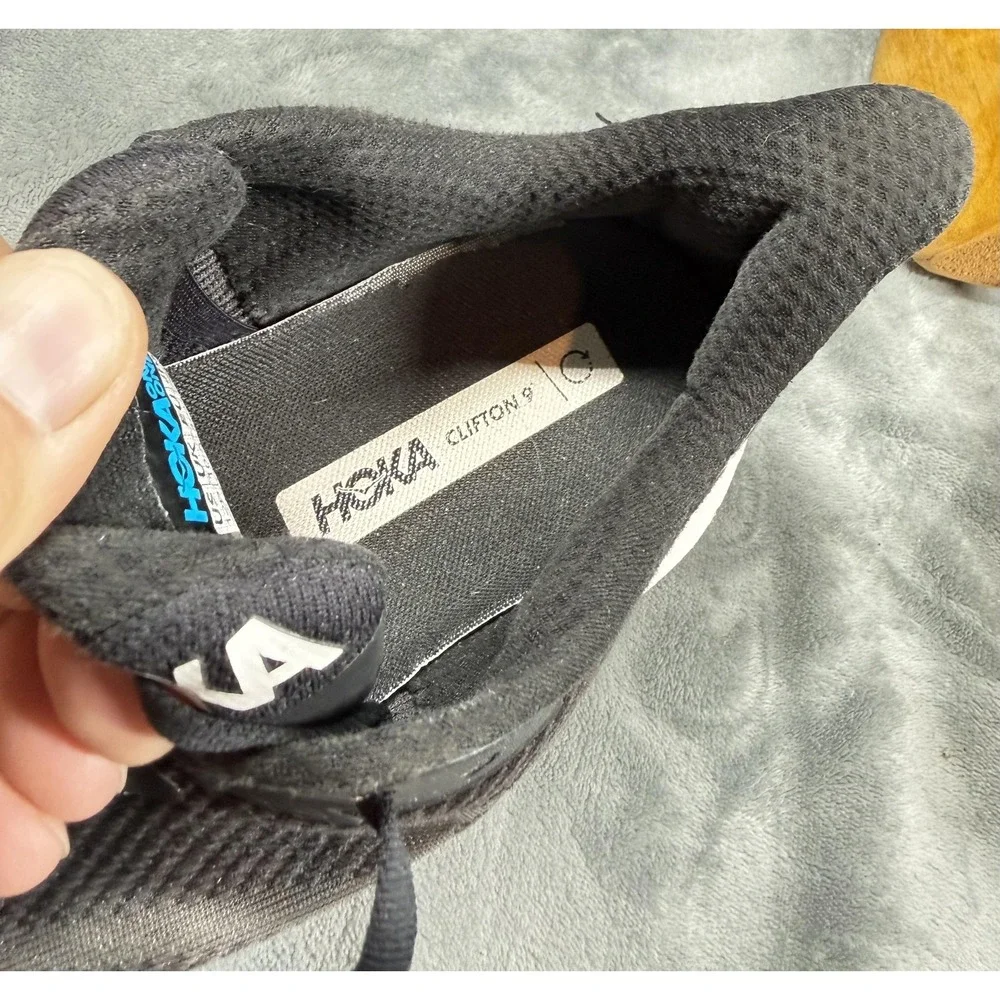 Hoka One One Clifton 9 Shoes Womens Size 12 Black‎ Running Sneakers 1127896